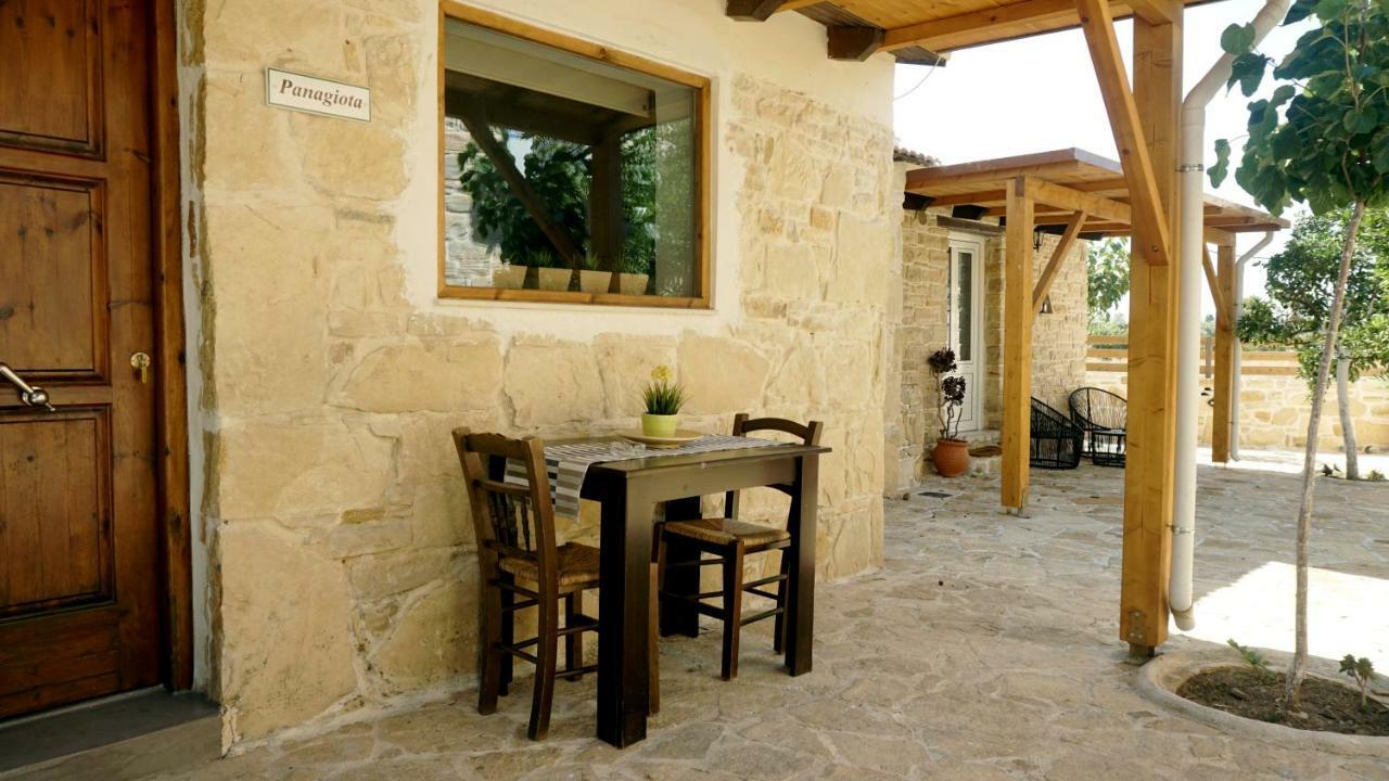 Studio Panagiota - Oasis Holiday Houses Kokkinos Pirgos Luaran gambar